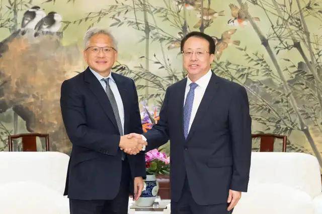 ic外汇平台总部掌握短线交易技巧图解，轻松实现财富自由之路